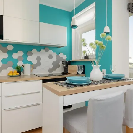 Metro Wilanowska With Parking By Renters