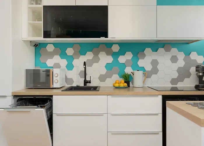 Metro Wilanowska With Parking By Renters