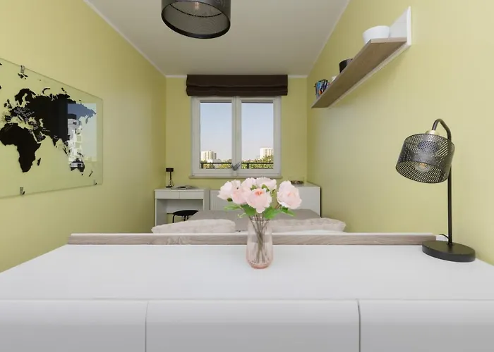 Metro Wilanowska With Parking By Renters * Warszawa