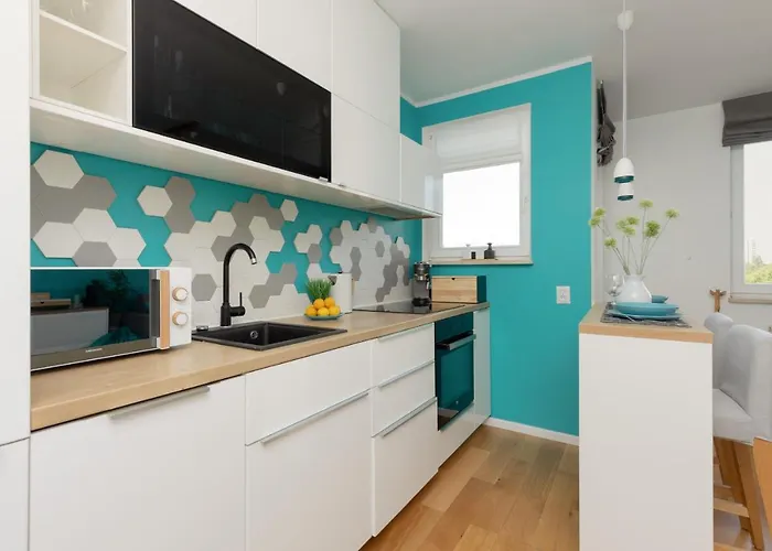 Metro Wilanowska With Parking By Renters *