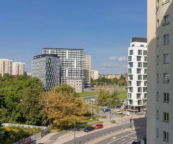 Metro Wilanowska With Parking By Renters Lejlighed *