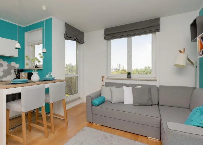 Metro Wilanowska With Parking By Renters * Warszawa