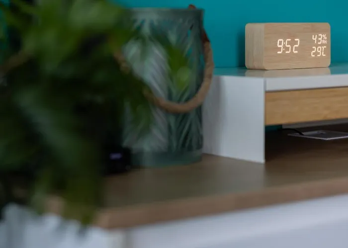 Metro Wilanowska With Parking By Renters Warszawa